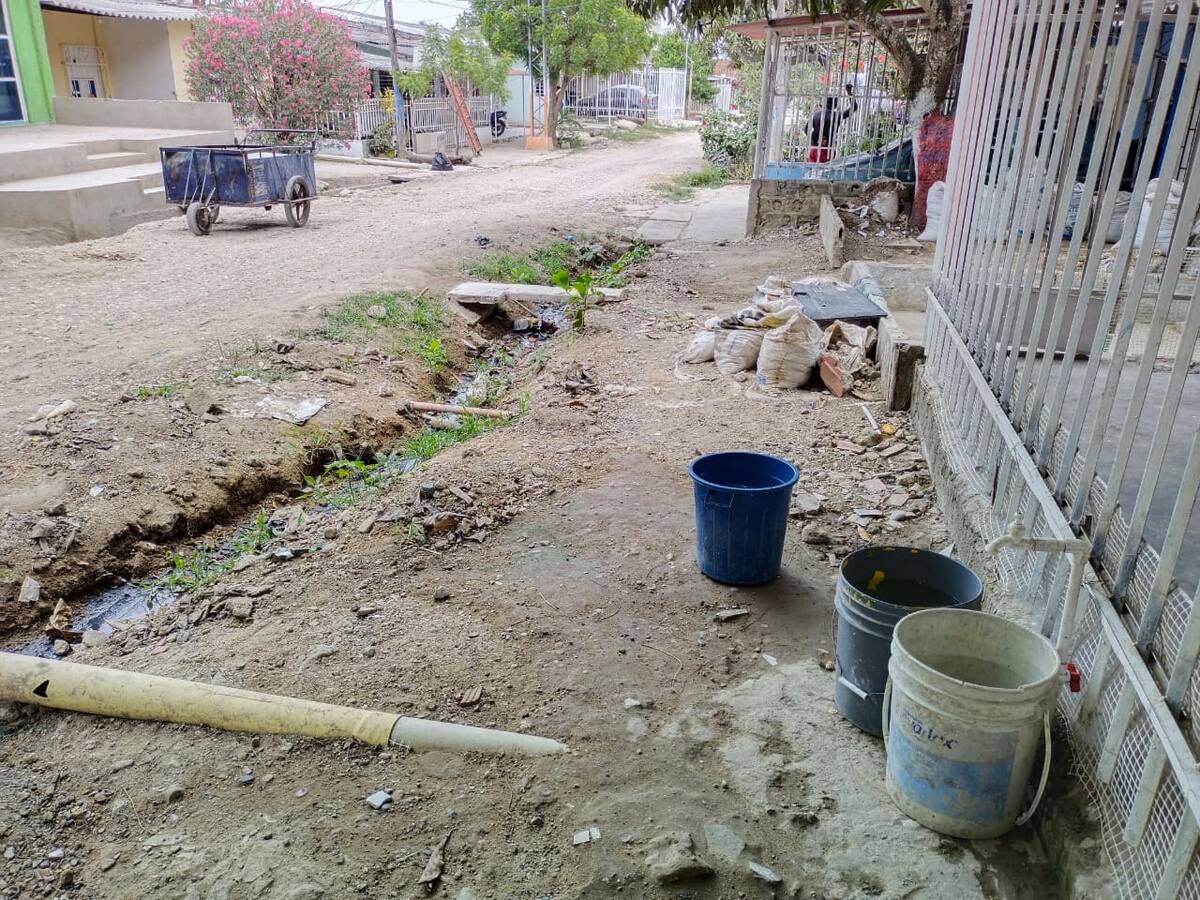 Hace 20 años no hay agua en viviendas del barrio Villa Corelca