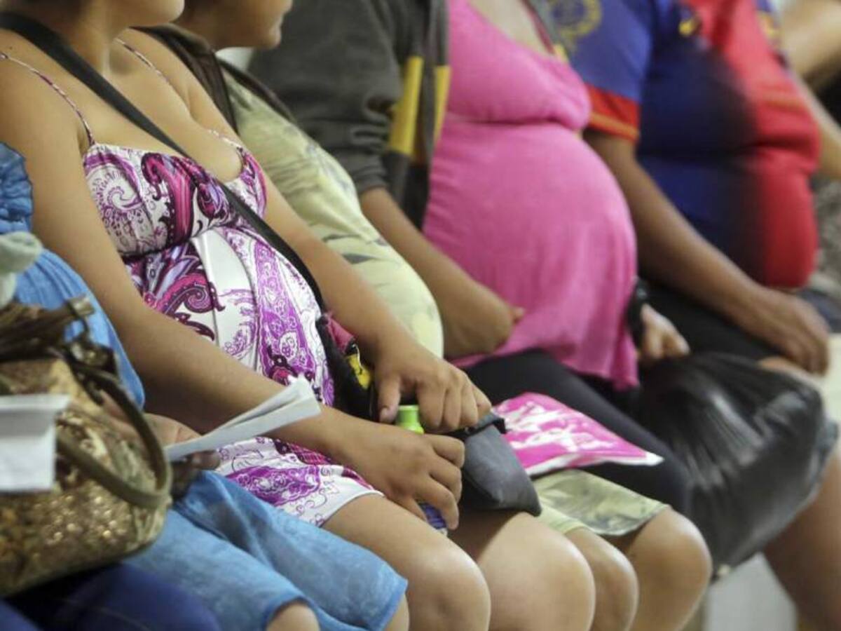 Dos madres con zika dieron a luz bebés sanos