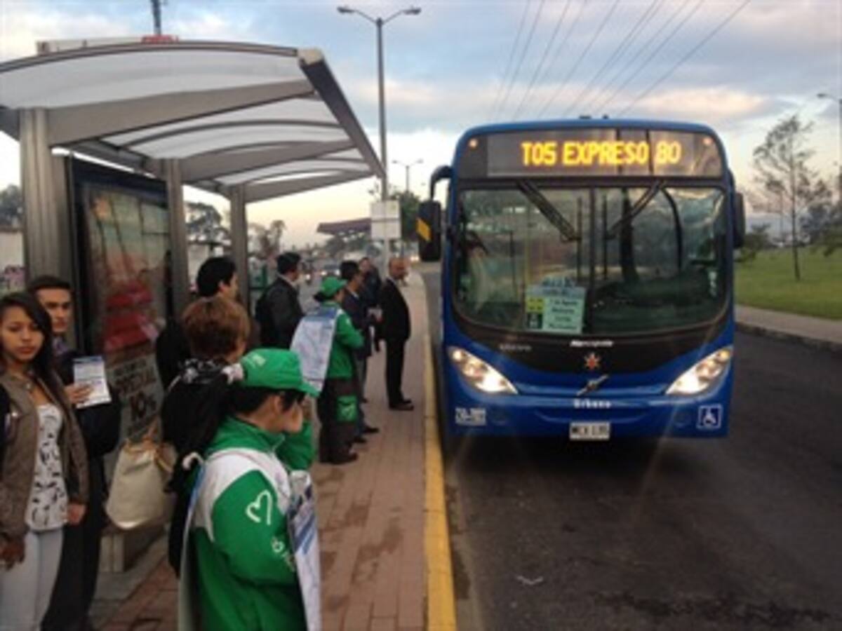 Arrancaron las rutas de contingencia del SITP en la calle 80
