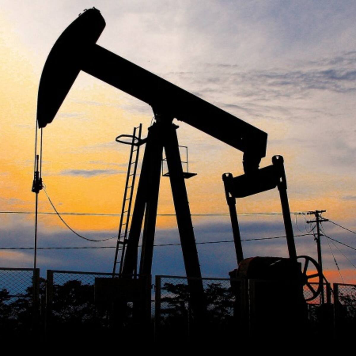 Petróleo: valor del barril sigue cayendo por guerra comercial China - Estados Unidos