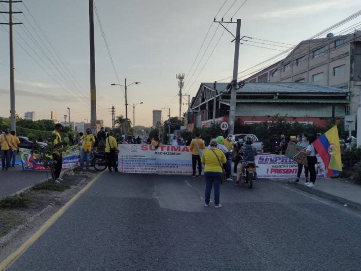 Bloqueos en Mamonal por concentraciones del paro