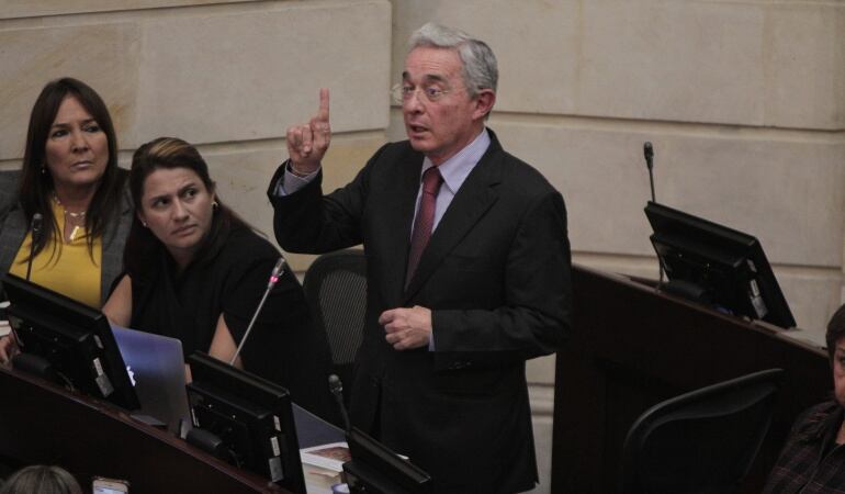 Álvaro Uribe.