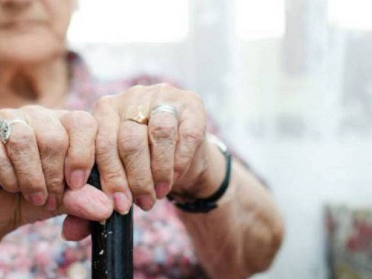 Gobierno inicia la entrega de ‘bono pensional’ para mayores de 80 años