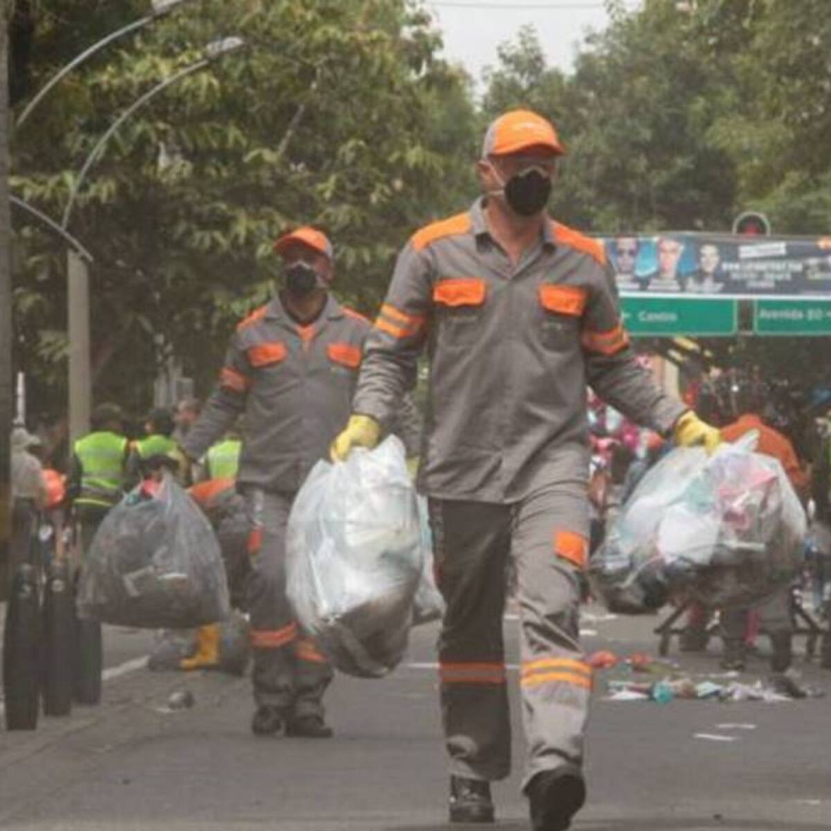 El 62 % de Medellín cuenta con recolección nocturna de basuras