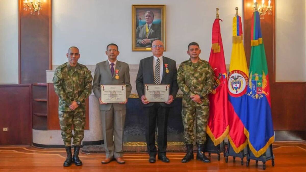 Presidente del Puerto de Santa Marta recibió Medalla Fe en la Causa