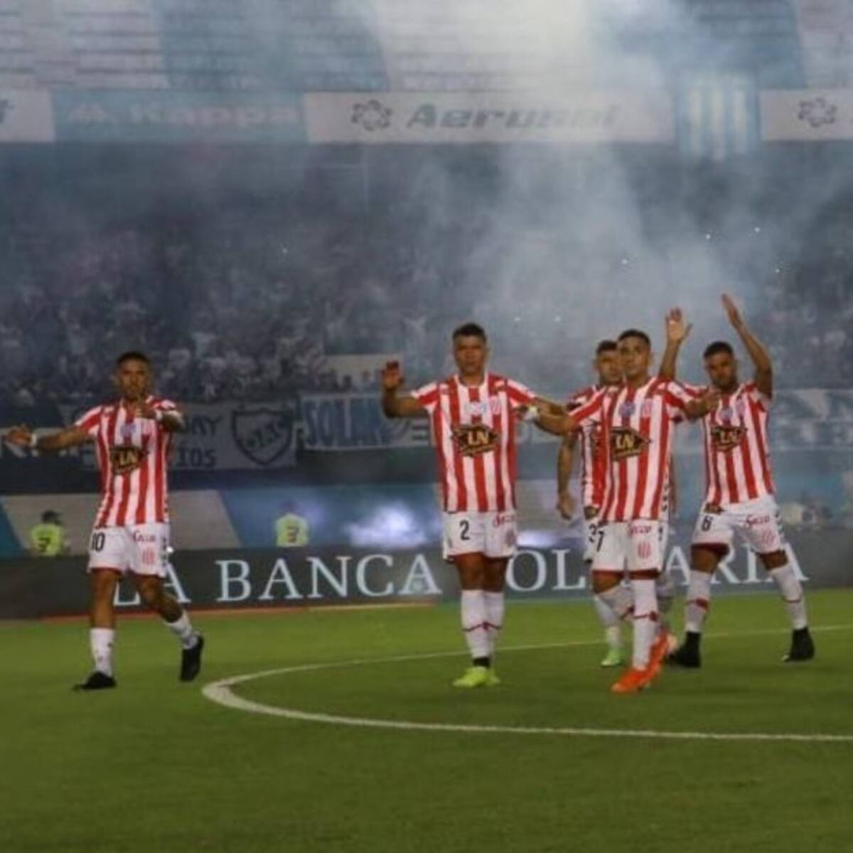 ¿Se repite la historia de Grondona? Asciende el equipo del 'Chiqui' Tapia