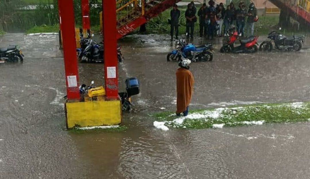 Inundación de la Avenida Kevin Ángel