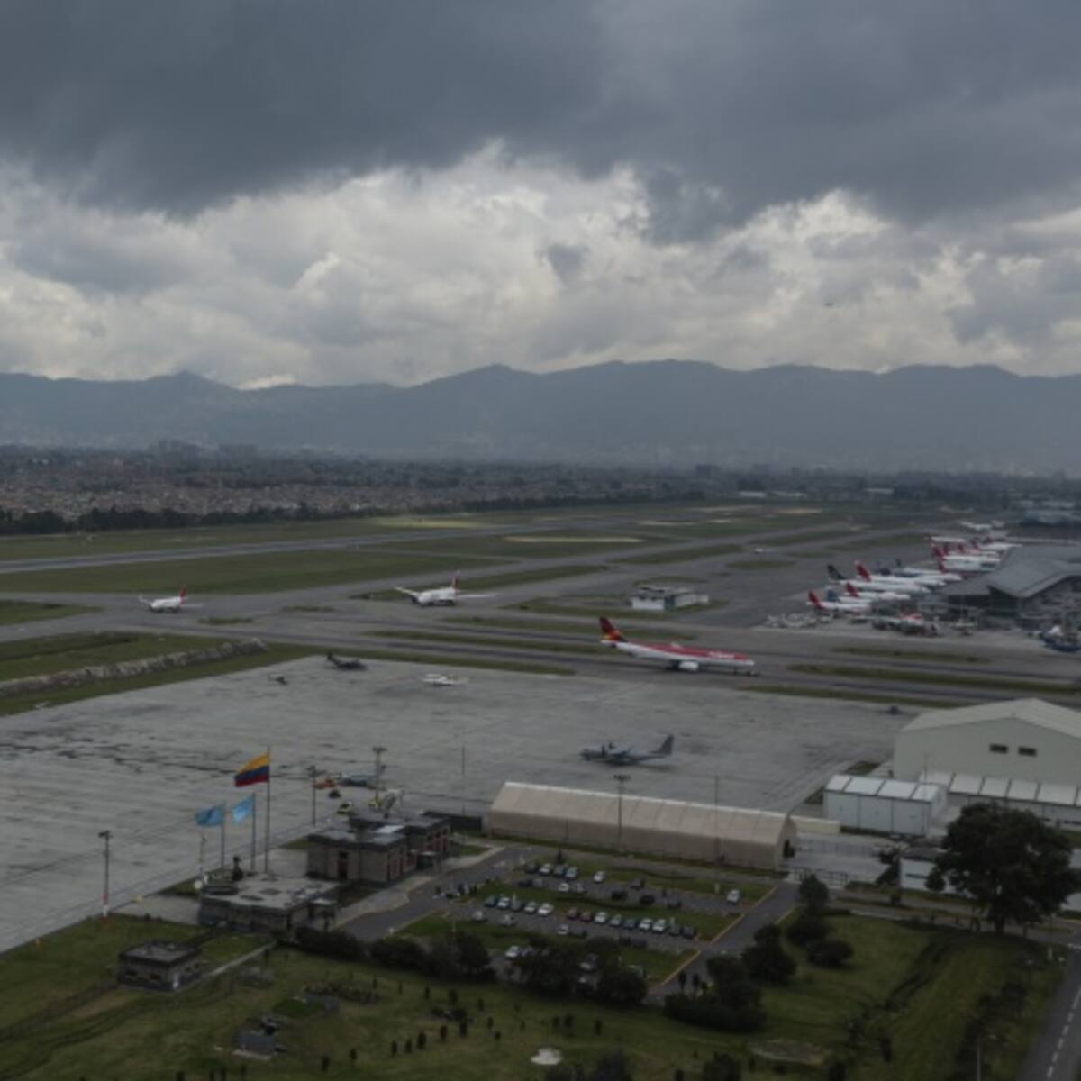 ANI desembolsa $507.000 para mejorar vías de acceso a aeropuertos del país