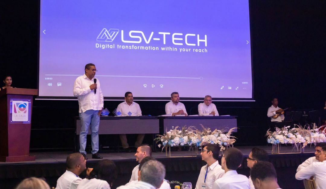 Estos jóvenes se capacitaron en nuevas tecnologías de la industria 4.0, inteligencia artificial, RPA machine learning, entre otros temas