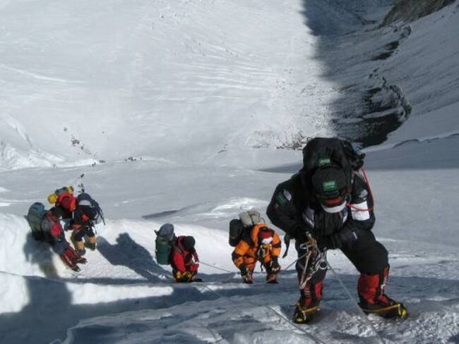 El holandés Eric Arnold fallece en el Everest