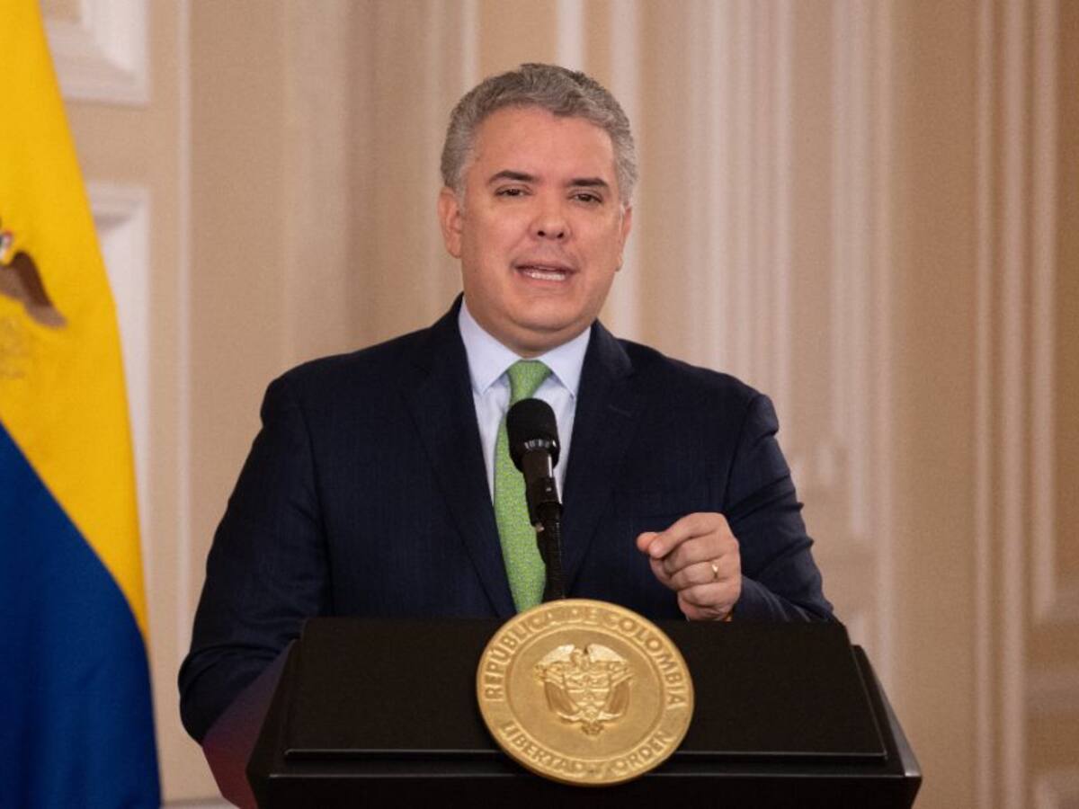 “Duque se extralimitó en sus funciones para favorecer el sector financiero”