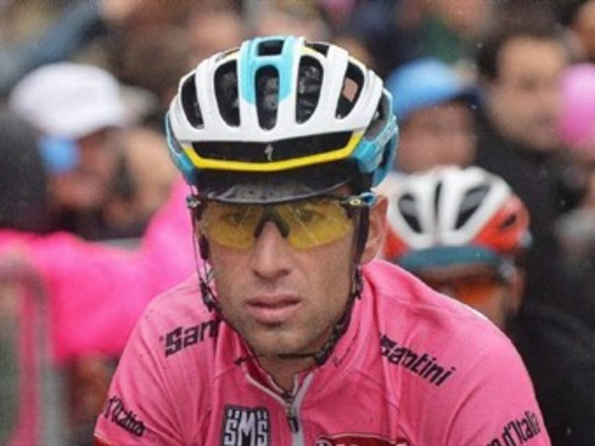 Nibali ganó la cronoescalada y se mantiene líder, Urán terminó sexto y Betancur, séptimo