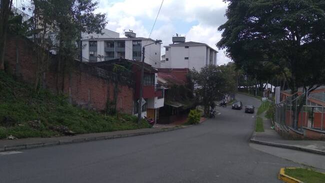 Vía sector de la Universidad del Quindío