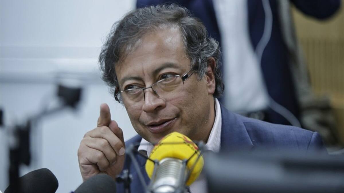 Según las encuestas, lo derroto hasta en Barranquilla: Petro sobre Álex Char