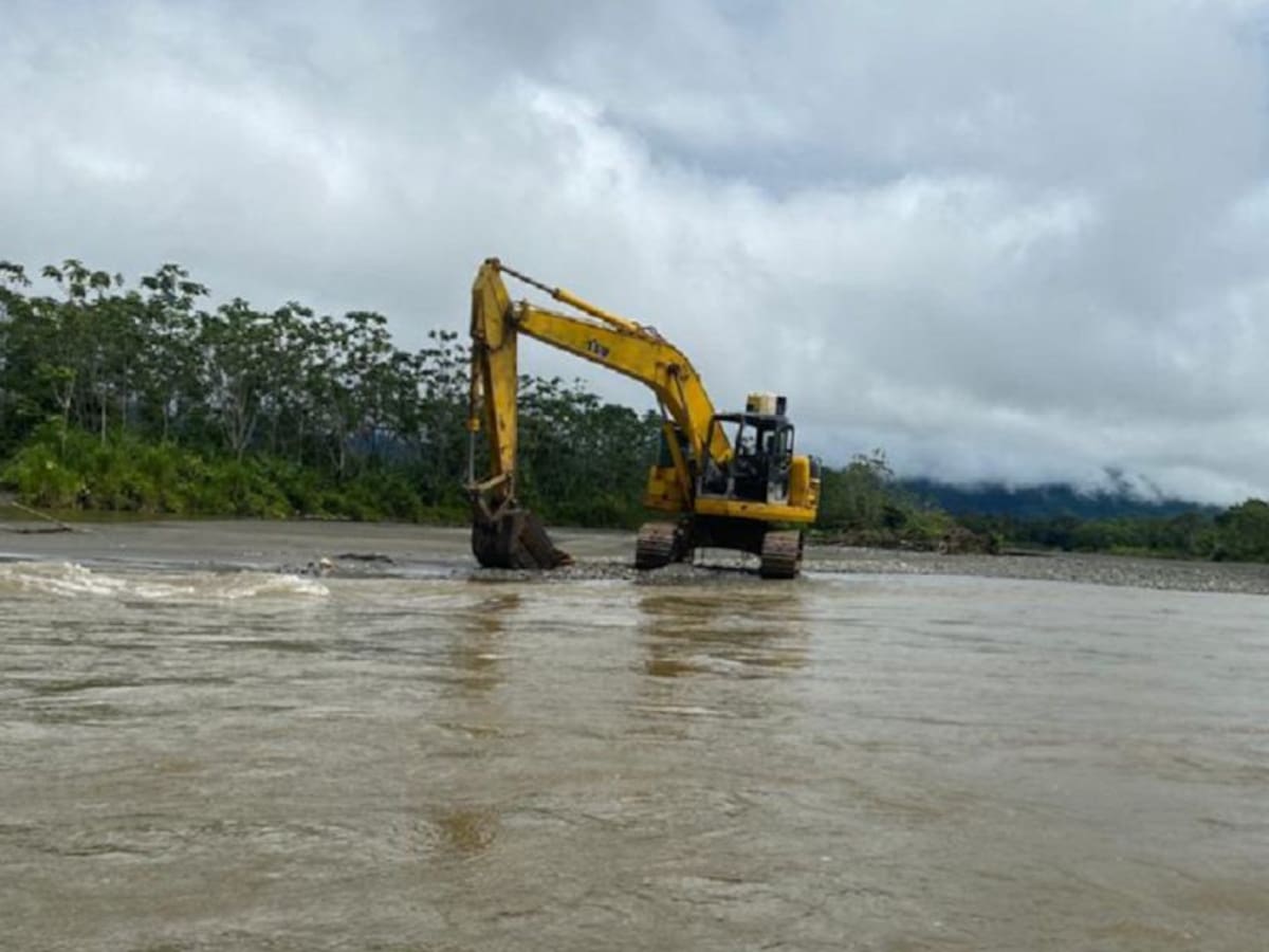 Trabajos en río Arquía disminuirán inundaciones en Vigía del Fuerte