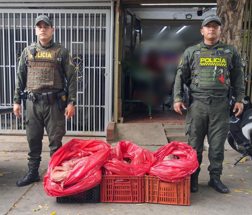 Un llamado a la comunidad para que verifique la procedencia de los alimentos. Foto policía Neiva.