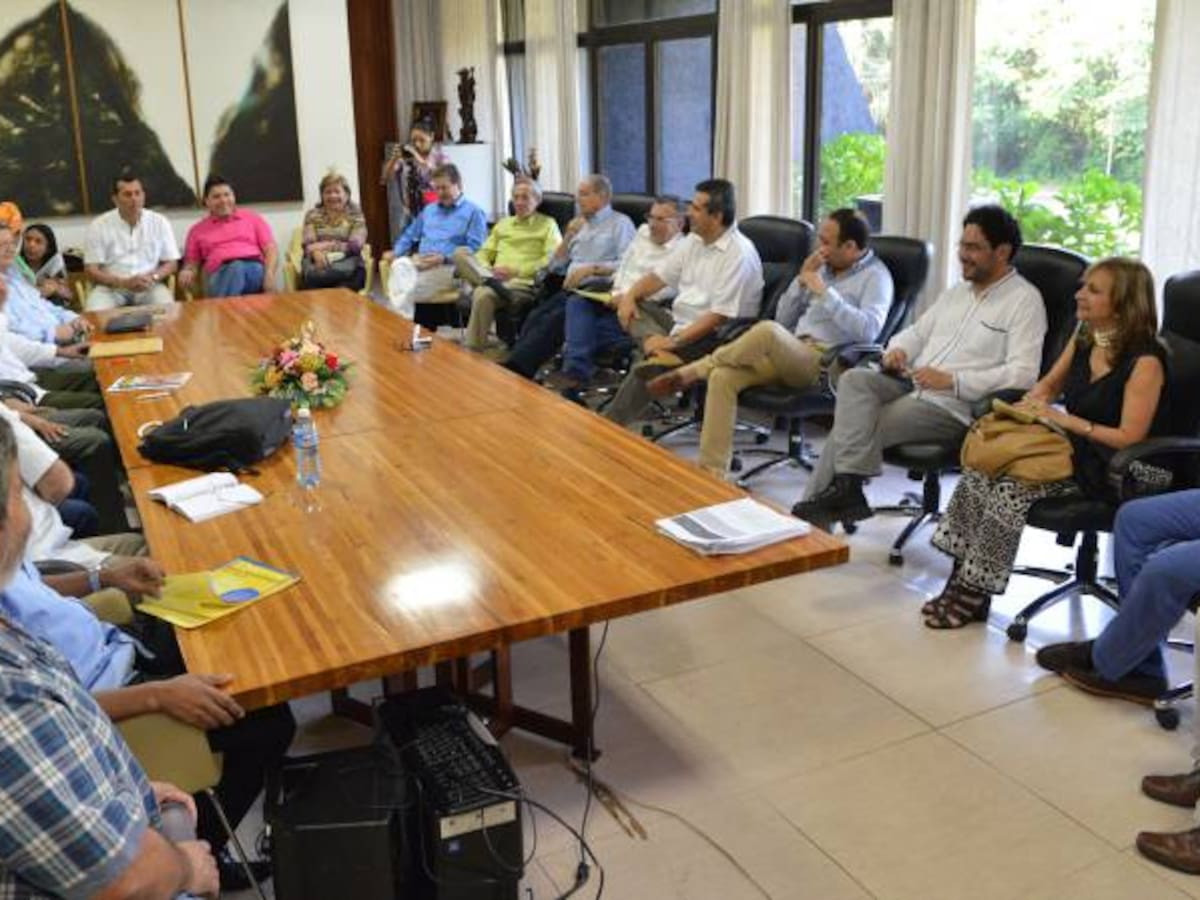 Culmina reunión de congresistas y Farc en Cuba