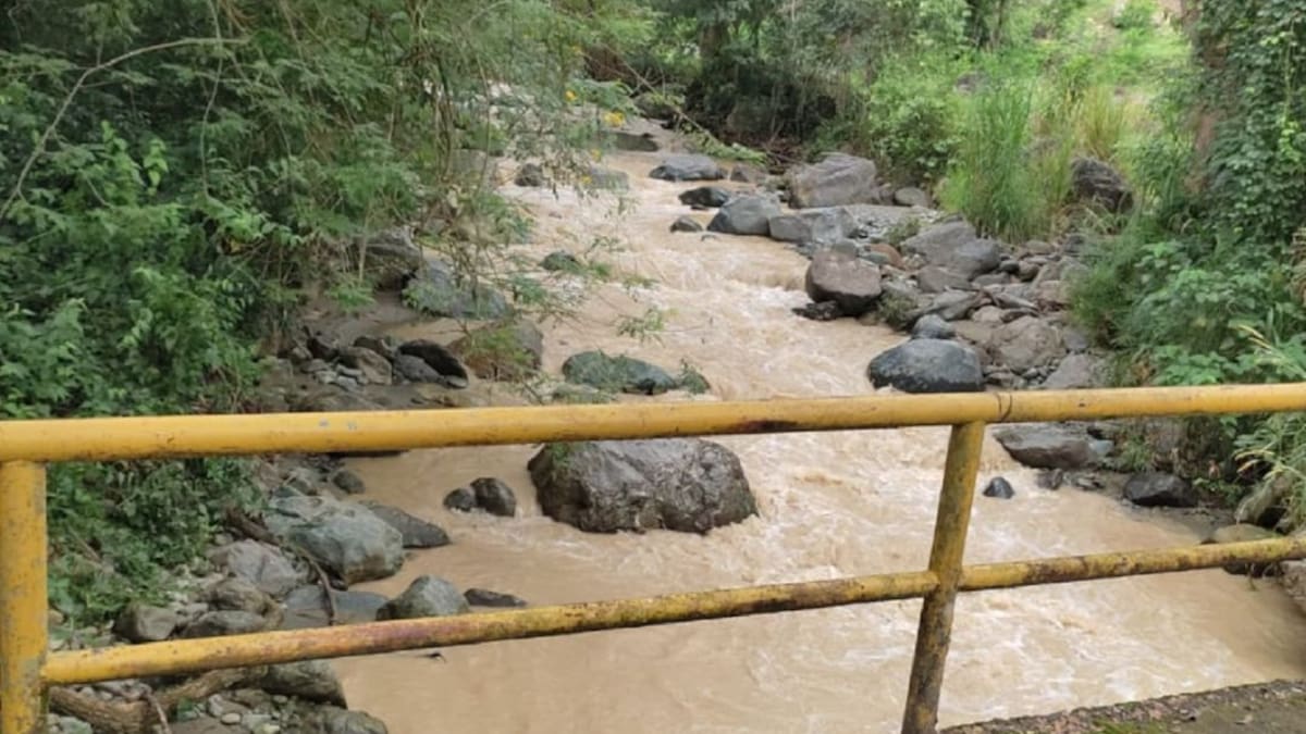 Recuperan el cuerpo sin vida de una persona en una quebrada de Robledo