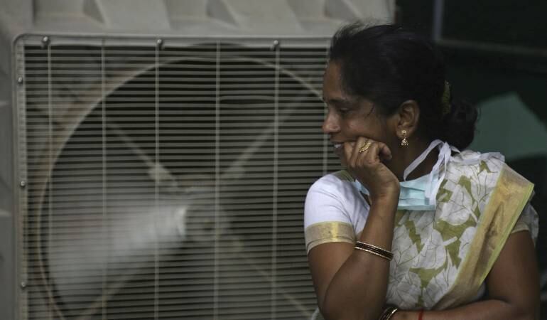 El Gobierno indio clasifica de "excesivo" declarar como delito la violación marital. (Foto:AP)