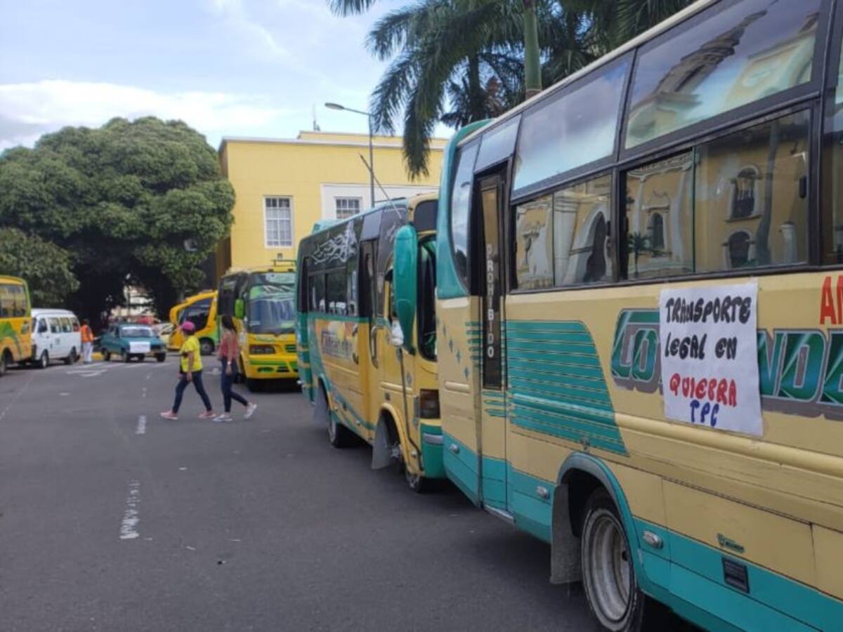 VIDEO: Así están las calles del centro por protesta de transportadores