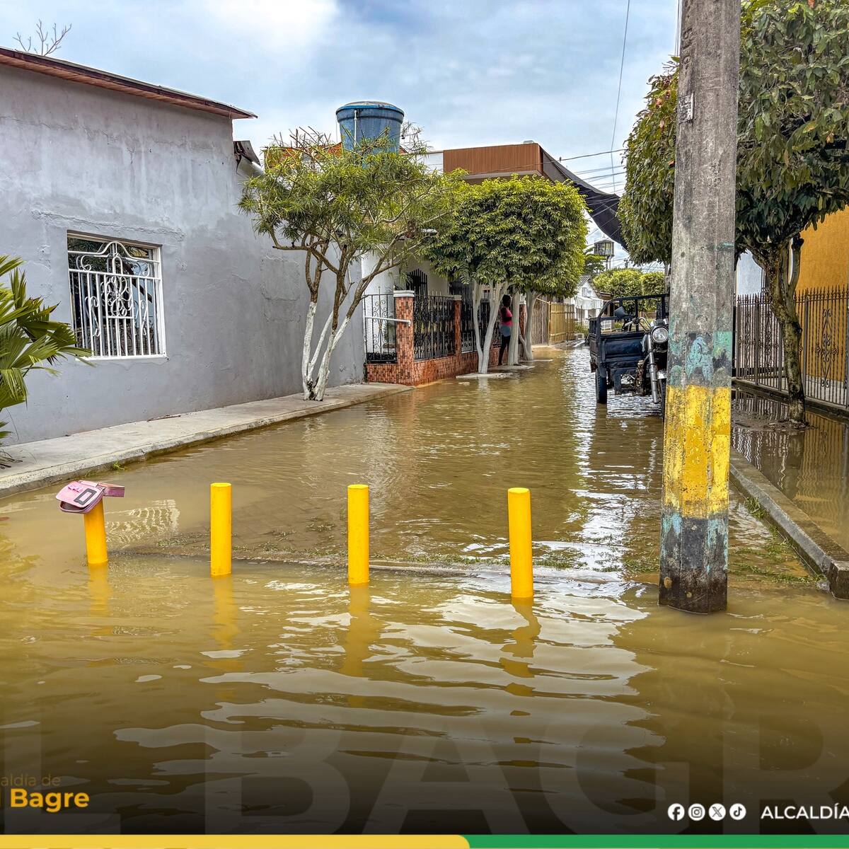 El Bagre atiende inundaciones en 15 barrios por el desbordamiento de los ríos Nechí y Tiguí