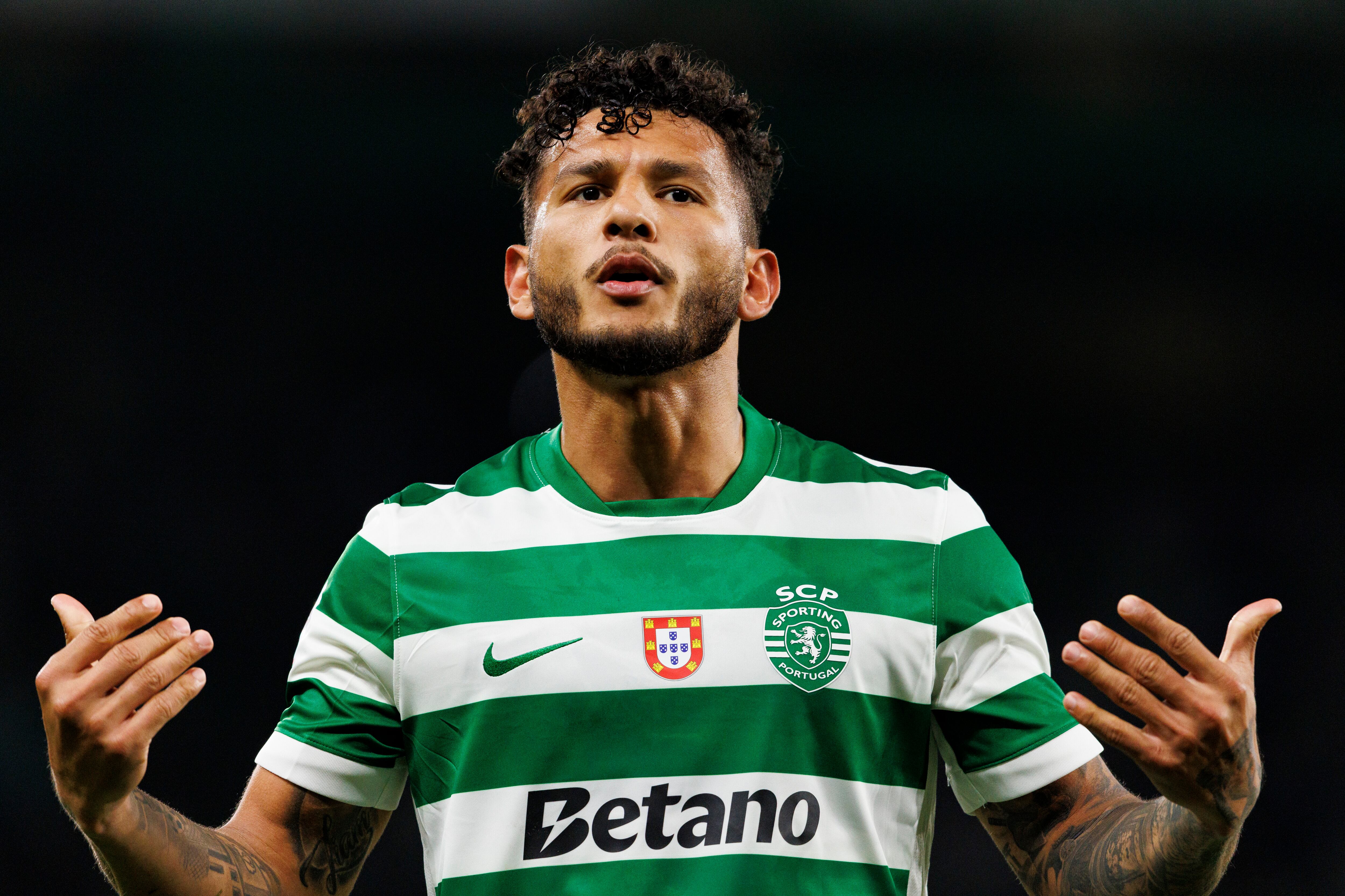 LISBON, PORTUGAL - MARCH 3: Luis Suárez of Sporting CP celebrates his goal during the Taça de Portugal Semi-Final 1st Leg match between Sporting CP and FC Porto at Estádio José Alvalade on March 3, 2026 in Lisbon, Portugal. (Photo by Maciej Rogowski/Eurasia Sport Images/Getty Images)