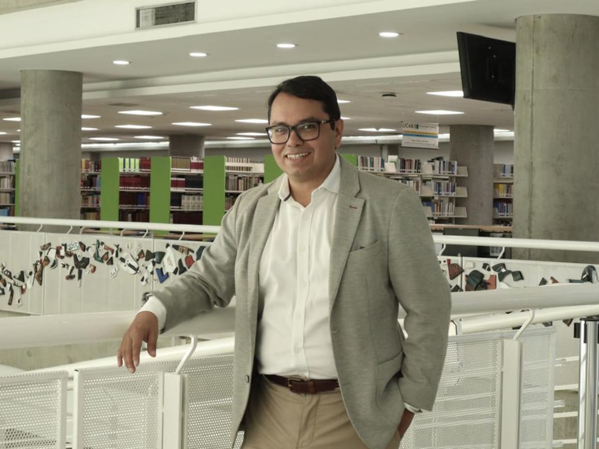 Francisco Cova, 25 años de trayectoria potenciando el desarrollo organizacional y talento humano