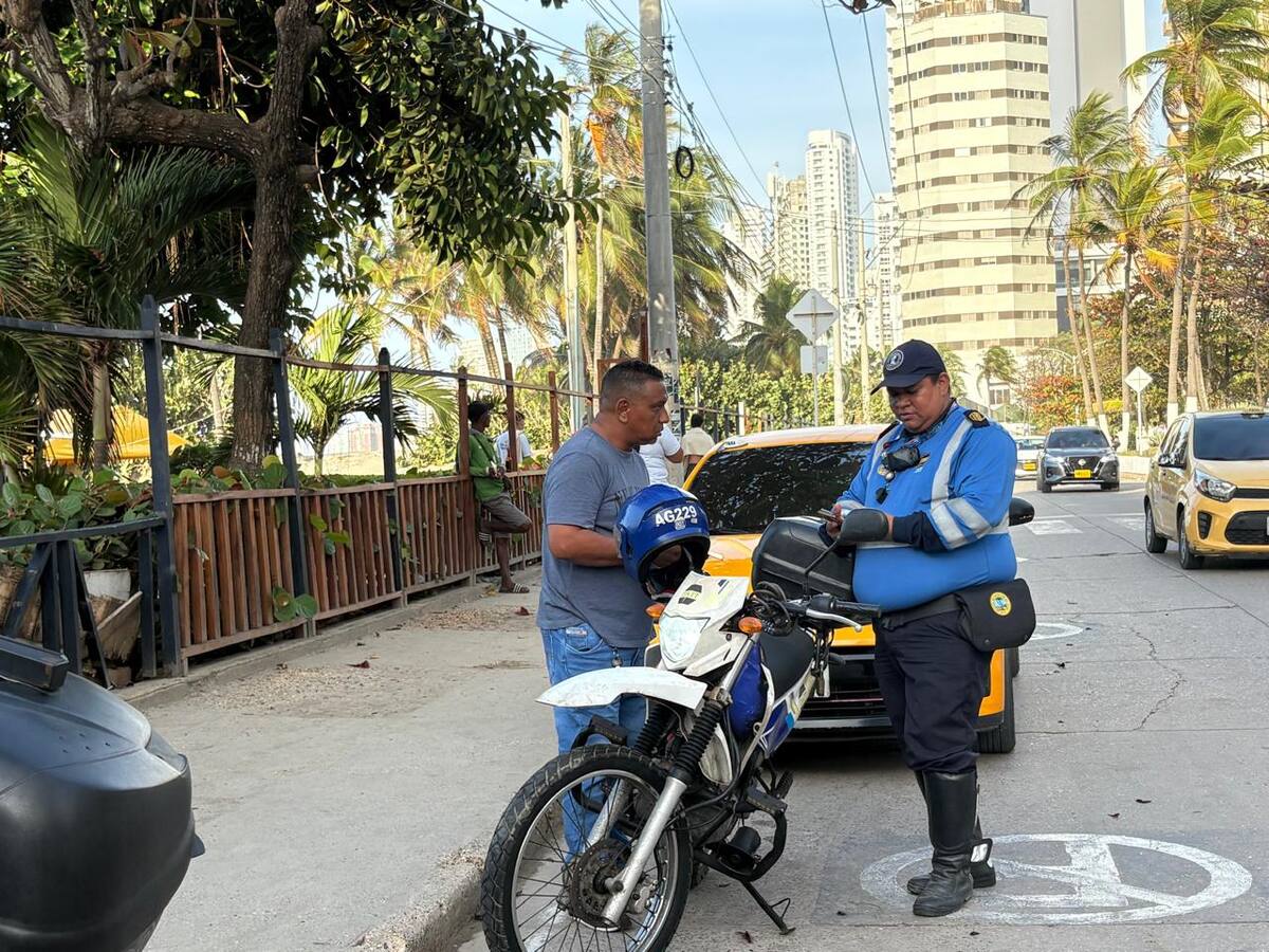 DATT intensifica operativos contra el mal parqueo en Cartagena