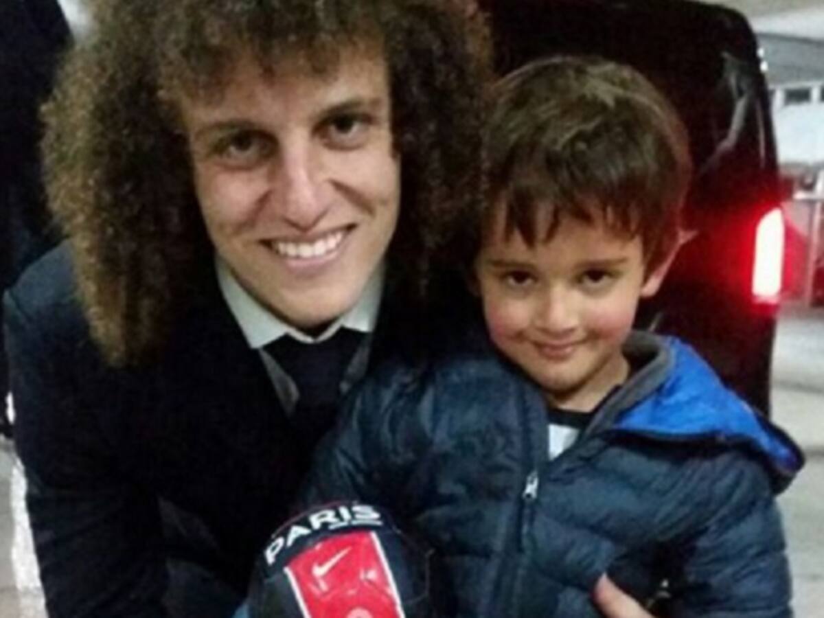 El partido de ensueño del hijo de Carlos Vives con jugadores del PSG