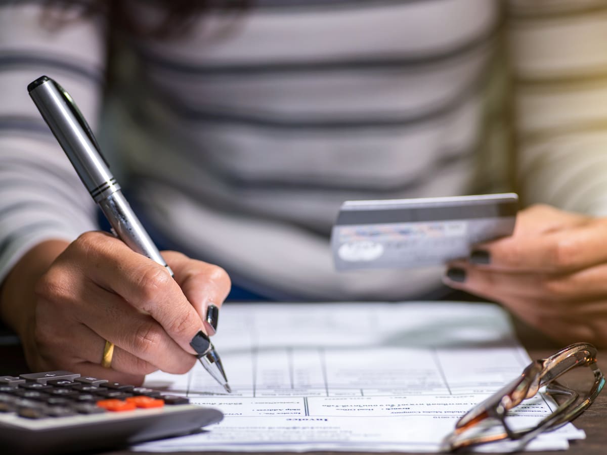 Hermanas habrían estafado a 27 personas ofreciendo falsos remates judiciales de viviendas