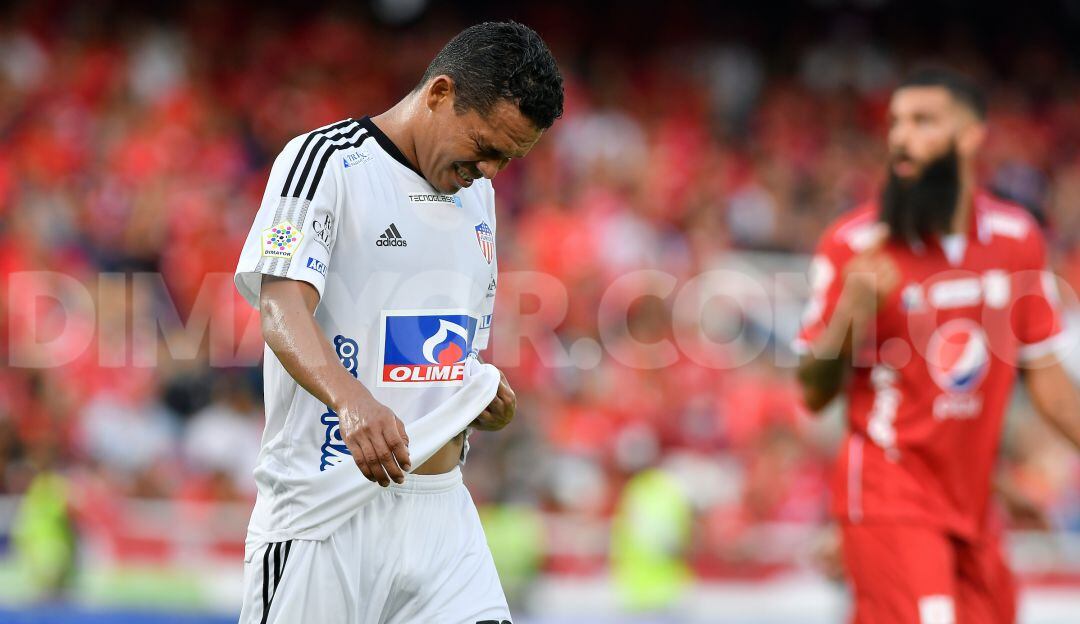 Carlos Bacca en la derrota del Junior de Barranquilla frente al América.