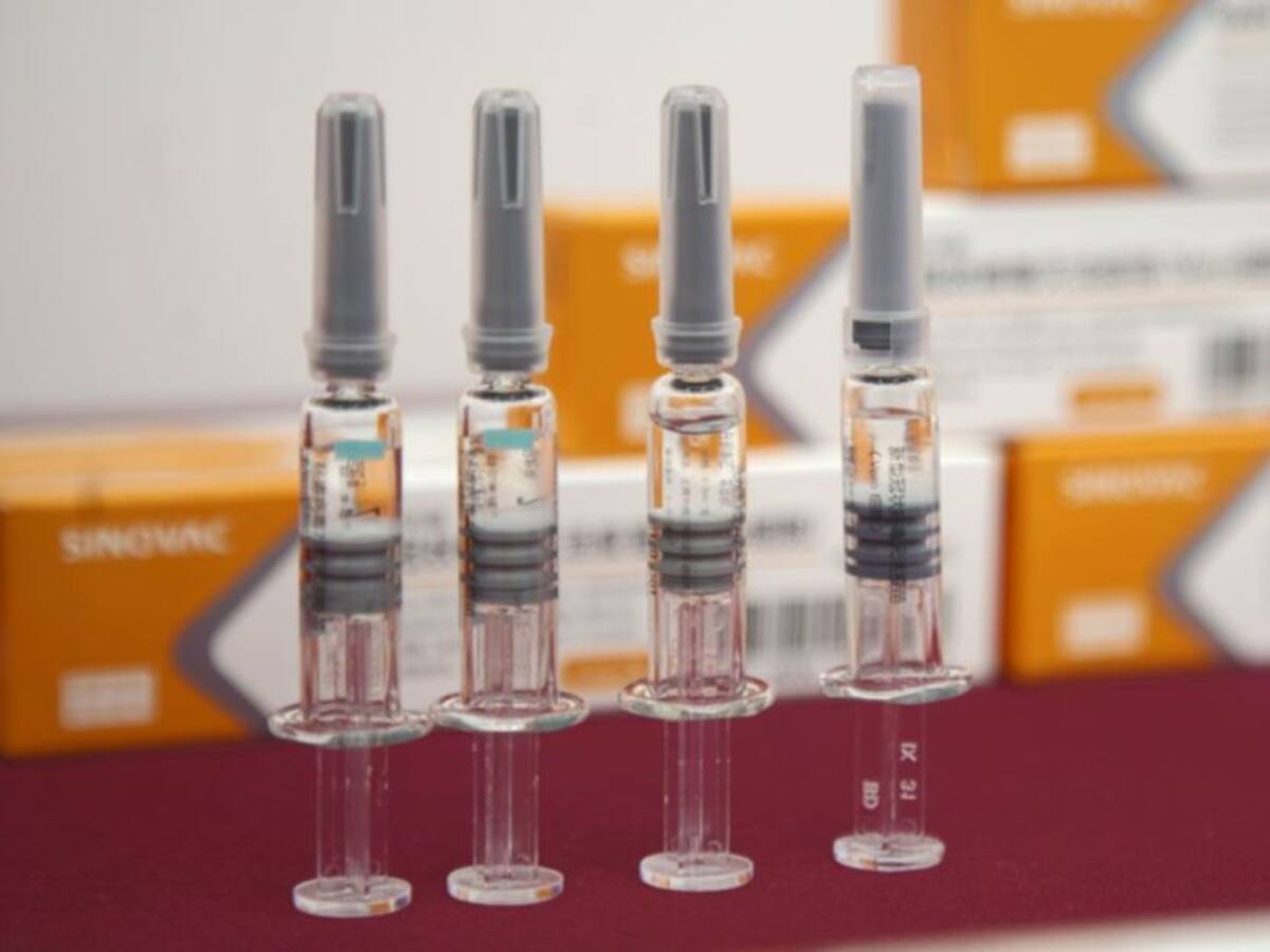 Más de 2.000 vacunas para COVID-19 de Sinovac llegaron a Risaralda