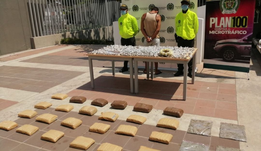 La captura se dio mediante una orden de allanamiento a una vivienda en Los Cerezos. La droga está avaluada en 60 millones de pesos