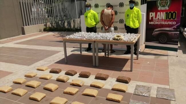 La captura se dio mediante una orden de allanamiento a una vivienda en Los Cerezos. La droga está avaluada en 60 millones de pesos