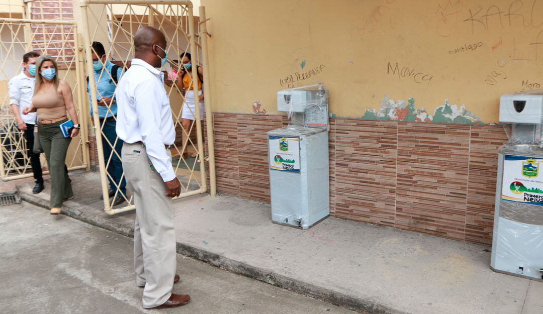 Colegios oficiales de Neiva, cuentan con elementos de bioseguridad, para el regreso a clases.