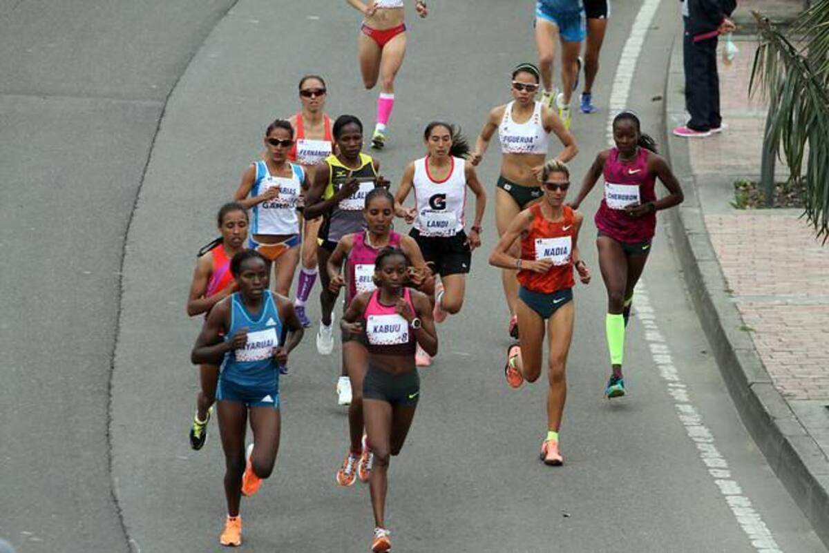 La etiope Belaynesh Olijira se coronó campeona con un tiempo de 33 minutos y 52 segundos.