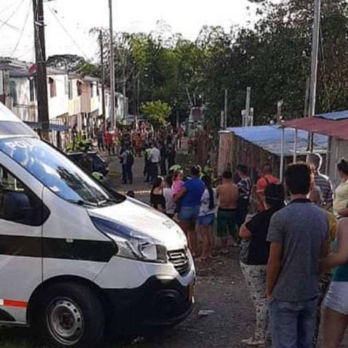 40 años de prisión para hombre que asesinó a su esposa e hirió a hijastra