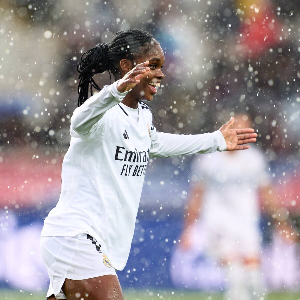 Video: Linda Caicedo asistió en la histórica victoria de Real Madrid ante Barcelona por Liga F