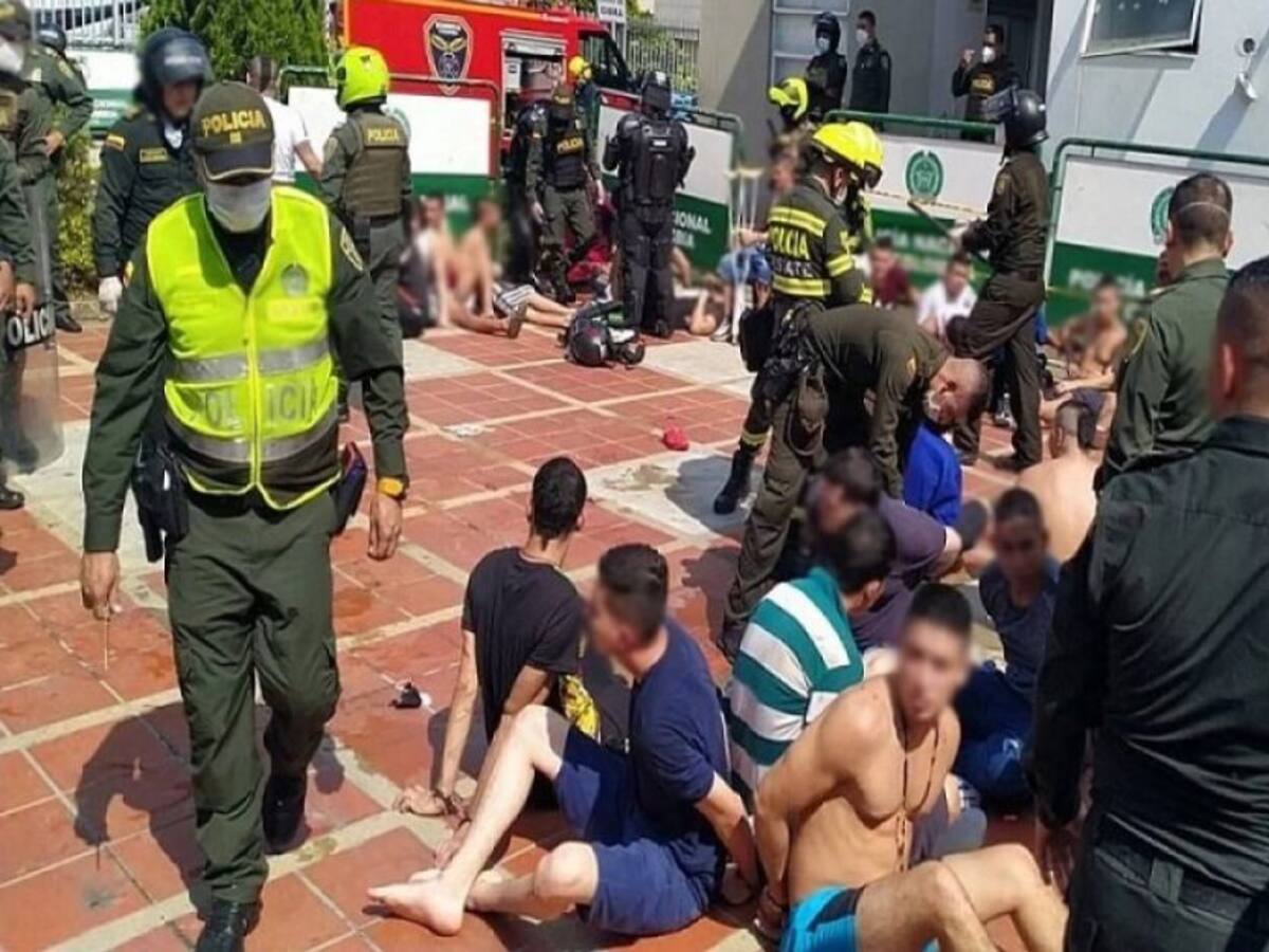 Investigarán golpizas en estaciones de Policía