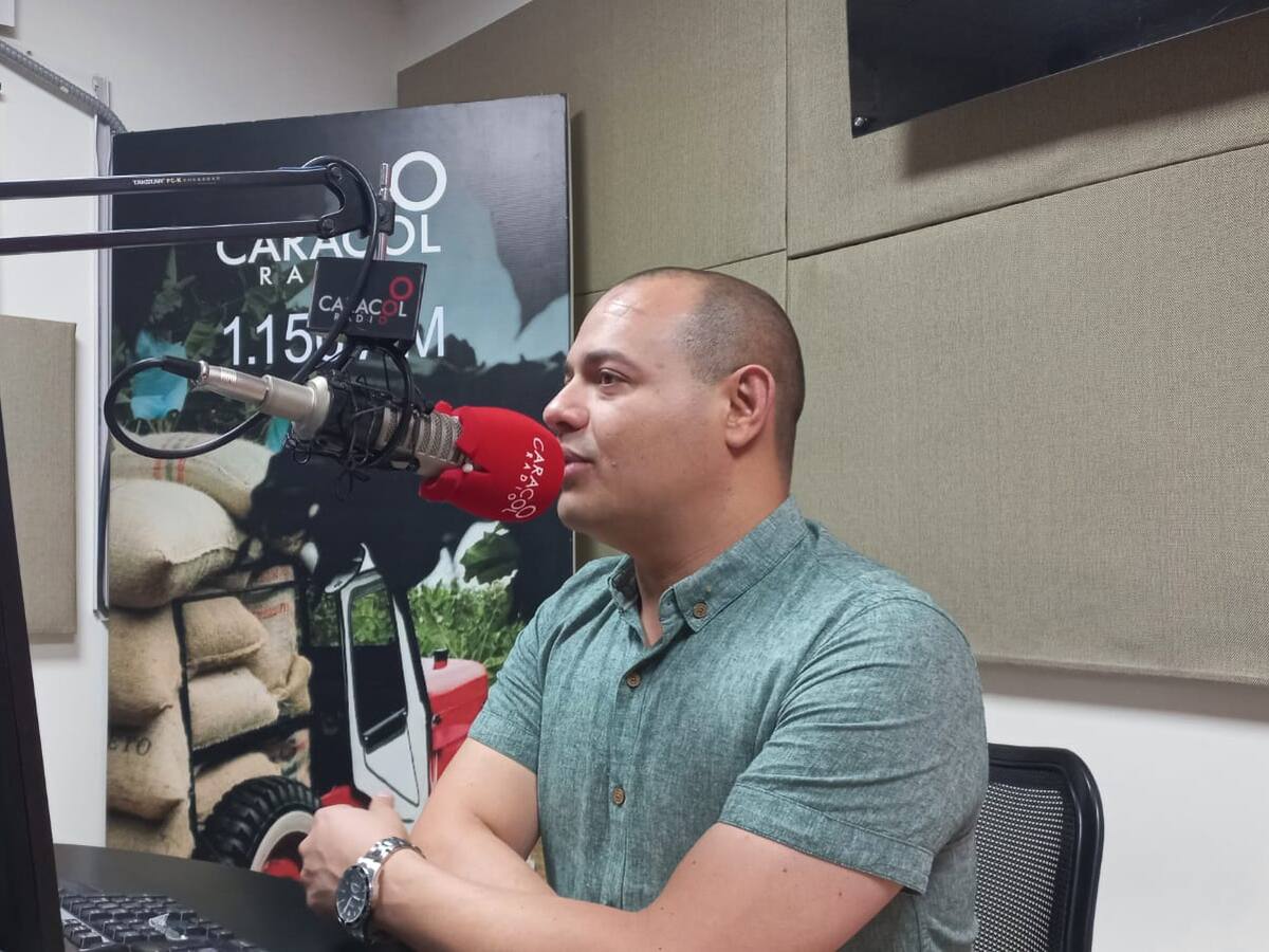 ¿Cuál es la multa por incumplir la medida del día sin carro y sin moto en Armenia?