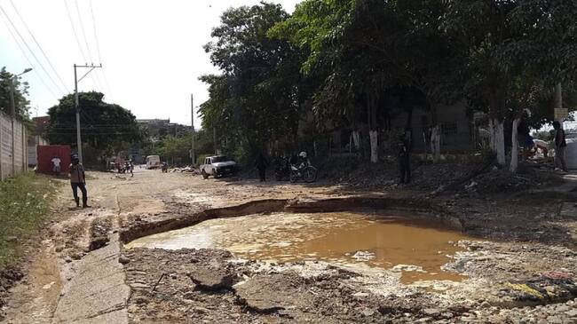 Lugar donde ocurrió el daño de la tubería de agua cruda en el 20 de Julio
