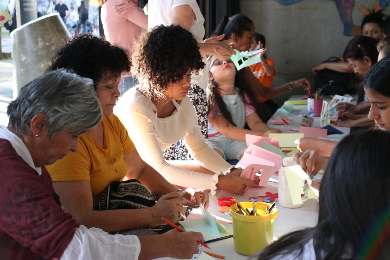 Casas de la cultura, teatros al aire libre y las UVA de Medellín, de nuevo al servicio de la ciudadanía. Foto: Alcaldía de Medellín.