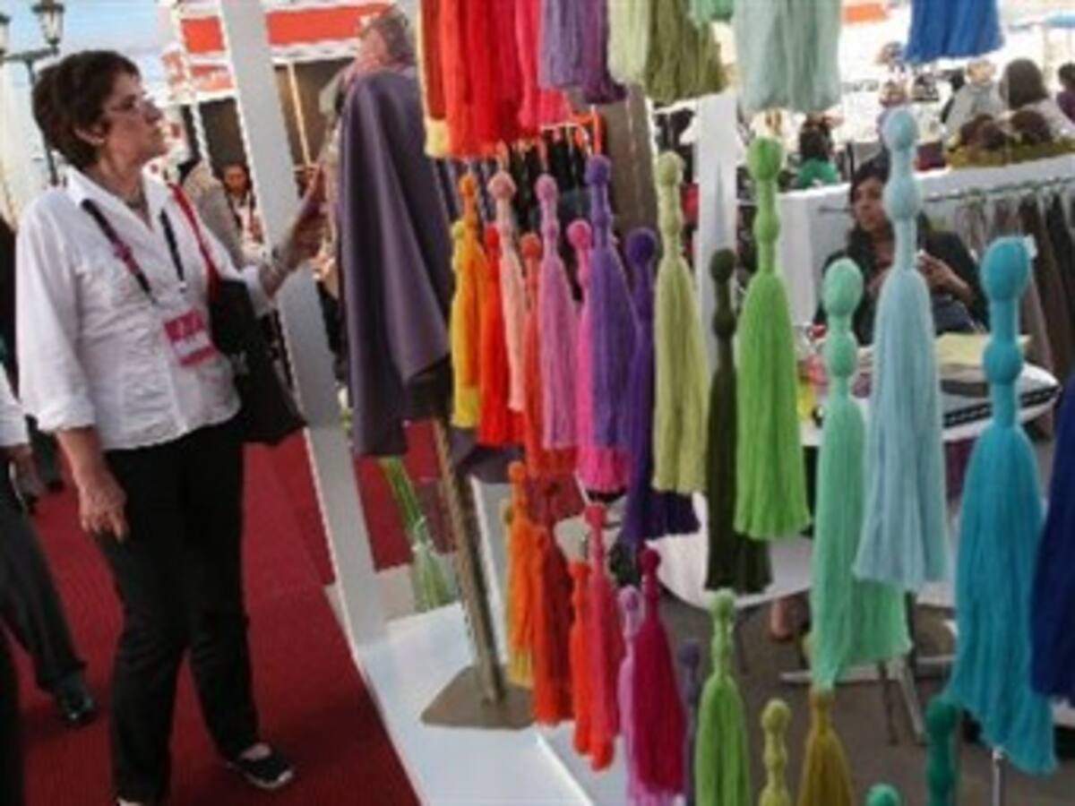Mintrabajo y empresarios del sector textil lograron acuerdo para generar empleo