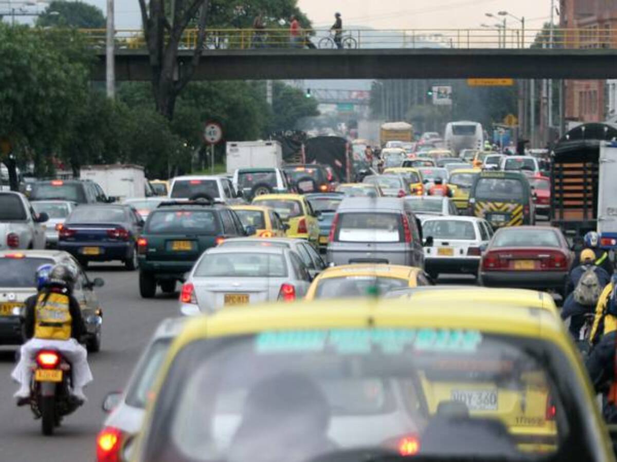 Gobierno y gremios analizan nuevamente tabla de avalúos de vehículos