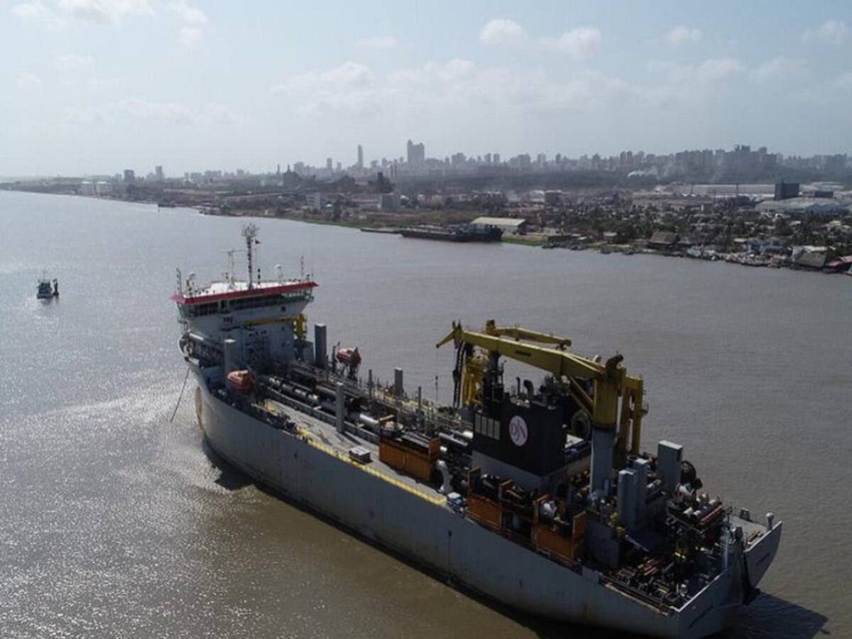 Autorizan calado en el puerto de 9.2 metros con la nueva draga