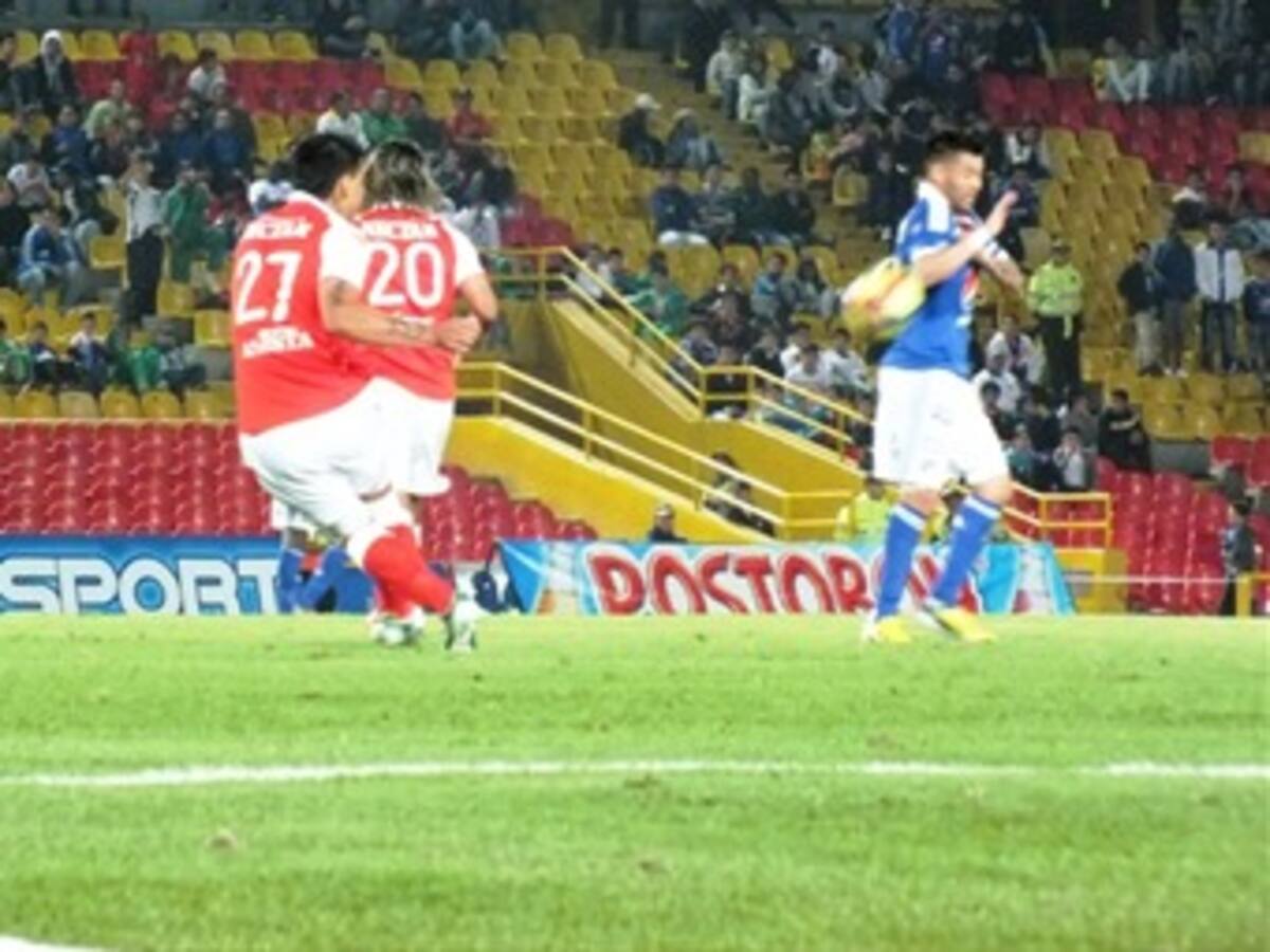 Santa Fe y Millonarios juegan por la reclasificación en el segundo clásico bogotano