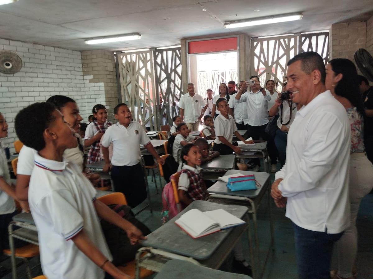 Alcaldía de Cartagena tiene 22 proponentes para rehabilitar 8 colegios públicos