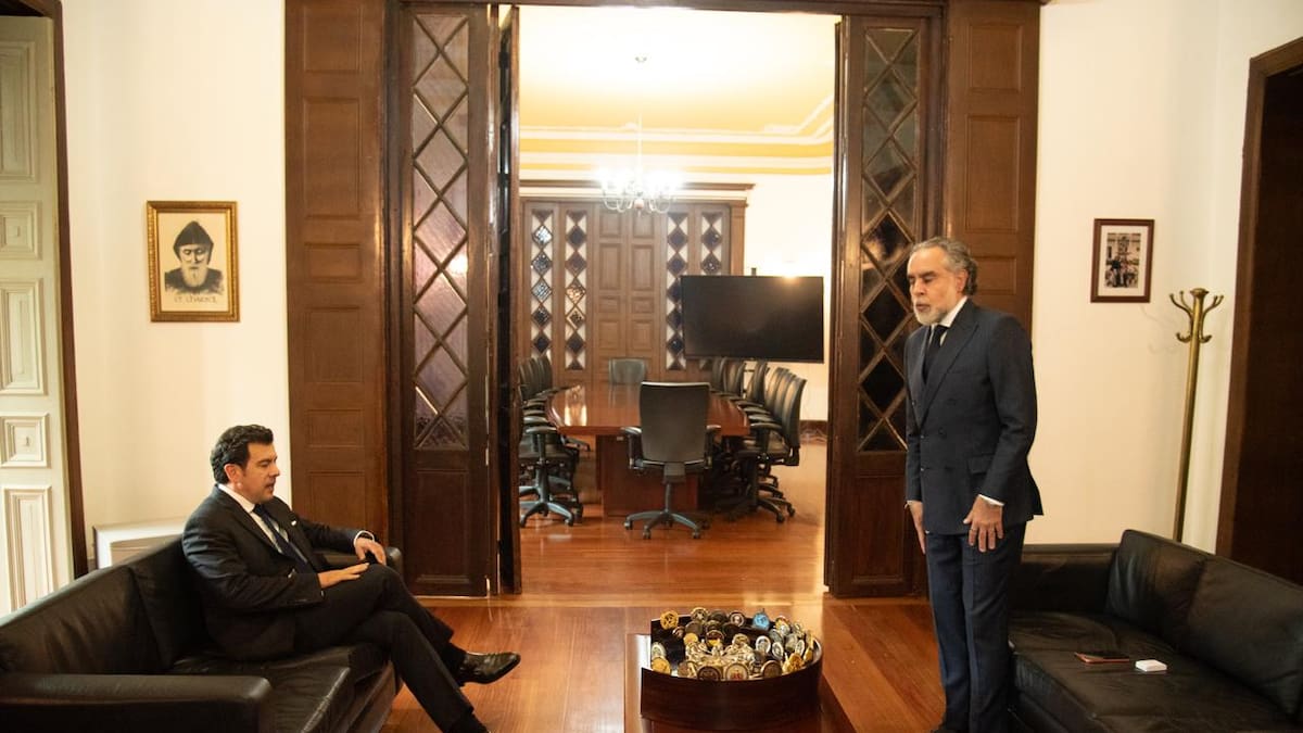 Empalme en MinInterior: así fue el encuentro entre Rodrigo Lara y Armando Benedetti