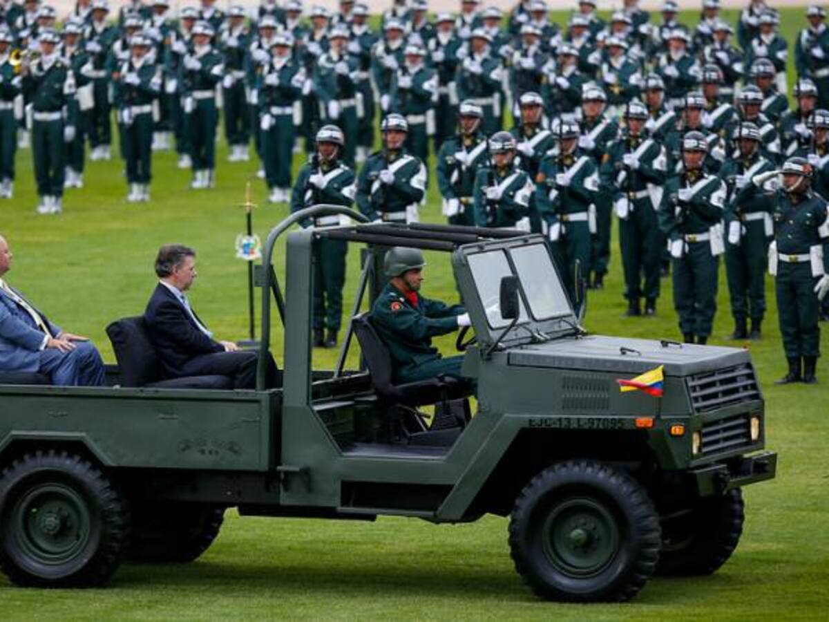 Sectores políticos destacan régimen jurídico diferenciado para militares en la paz