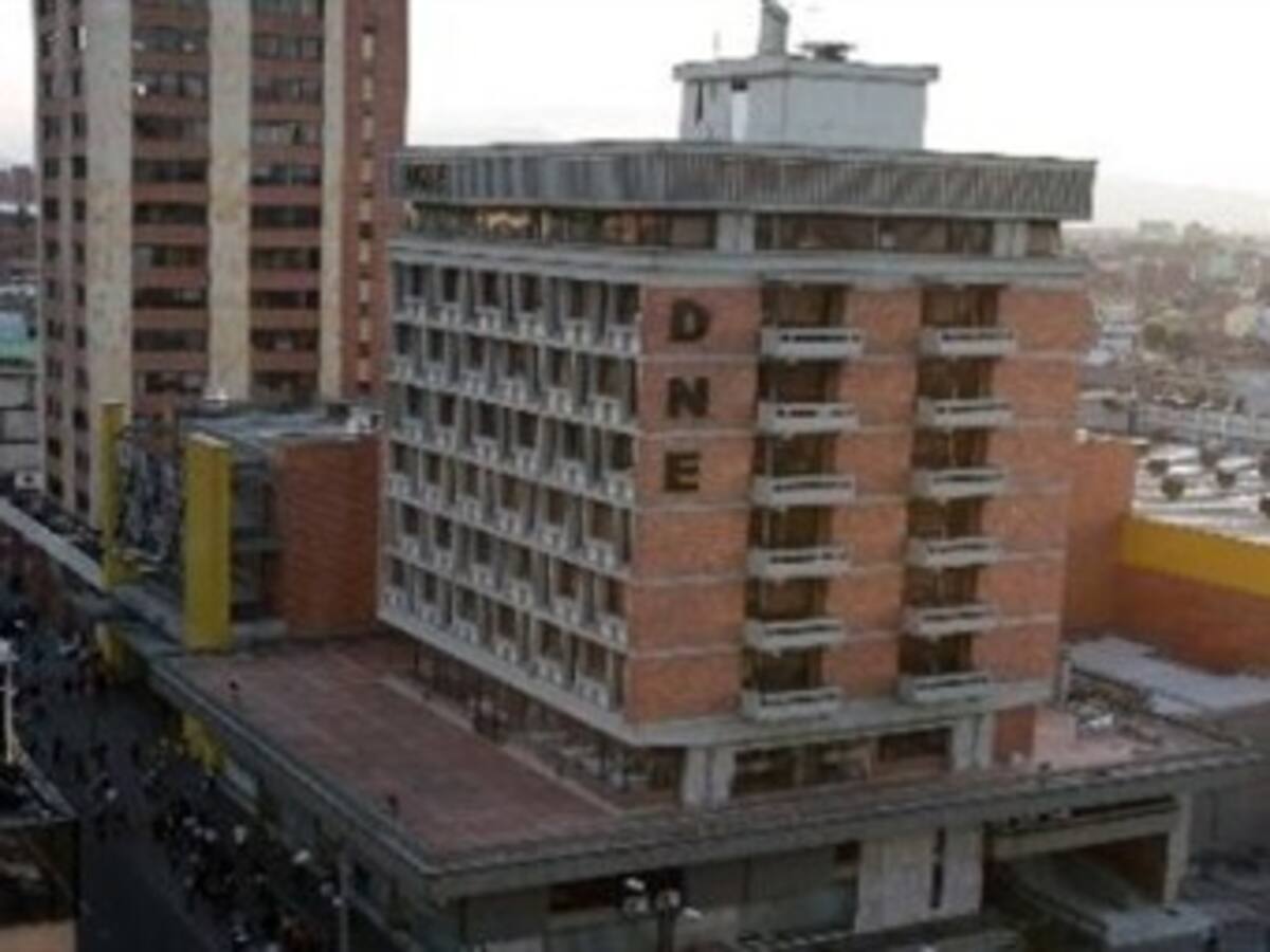 Abren investigación a 14 congresistas y excongresistas por escándalo de DNE